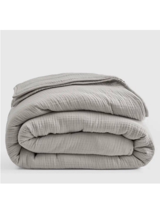 Quince Other - NWT QUINCE Organic Airy Gauze Dream Quilt King/Cal King Fog Grey 8030